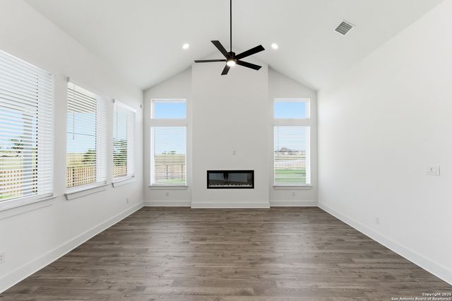 8903 Arroyo Grove, San Antonio, TX 78263