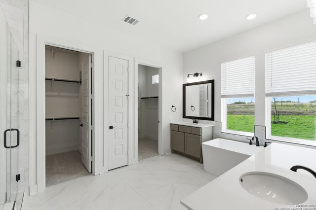 8903 Arroyo Grove, San Antonio, TX 78263