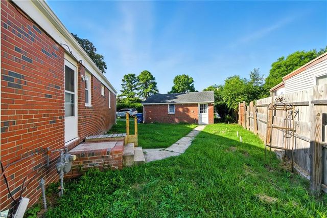 2904 Berkley AVE, Chesapeake, VA 23325