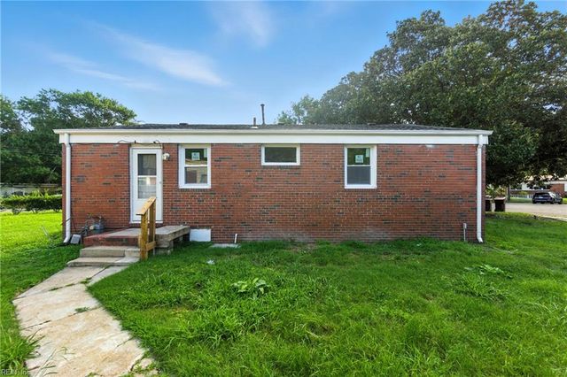2904 Berkley AVE, Chesapeake, VA 23325
