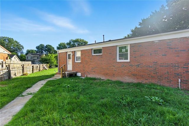 2904 Berkley AVE, Chesapeake, VA 23325