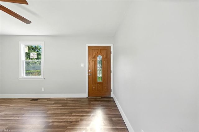 2904 Berkley AVE, Chesapeake, VA 23325