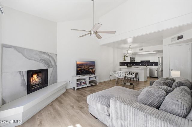 2143 E CENTER Lane 1, Tempe, AZ 85281