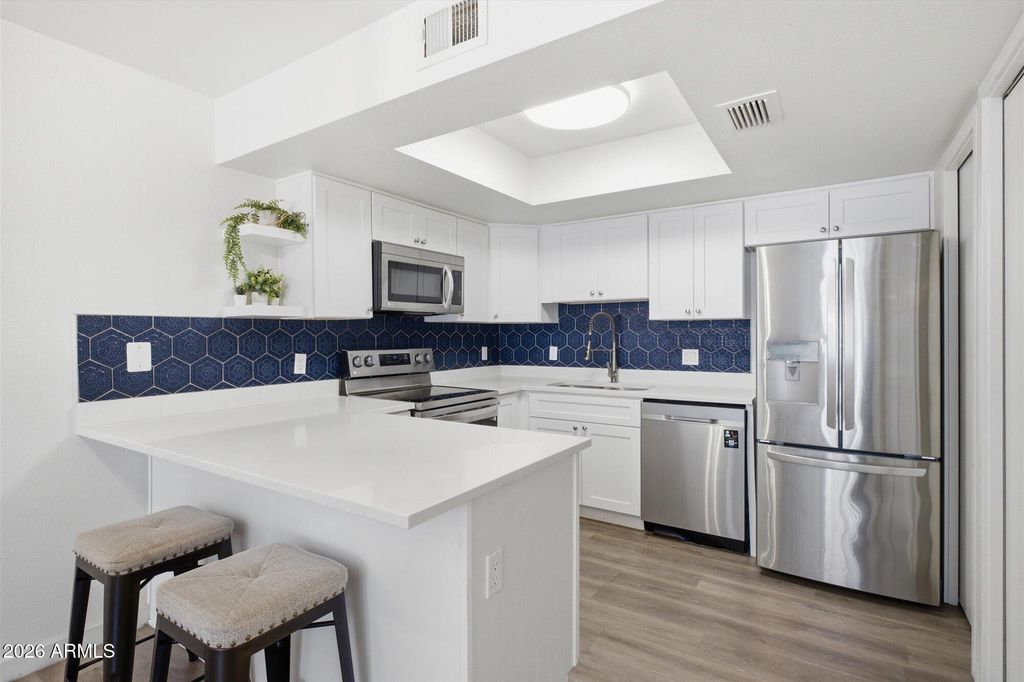 2143 E CENTER Lane 1, Tempe, AZ 85281