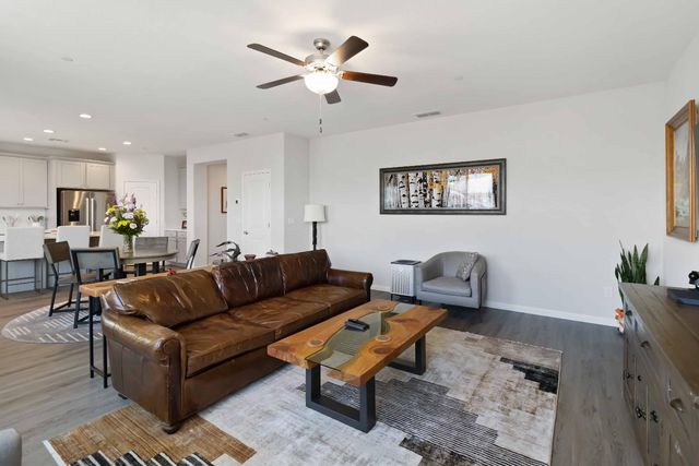 1815 St Croix Ct, Plumas Lake, CA 95961