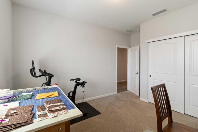 1815 St Croix Ct, Plumas Lake, CA 95961