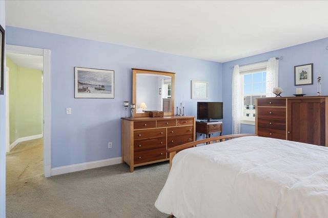 585 Hanon Drive, Williston, VT 05495