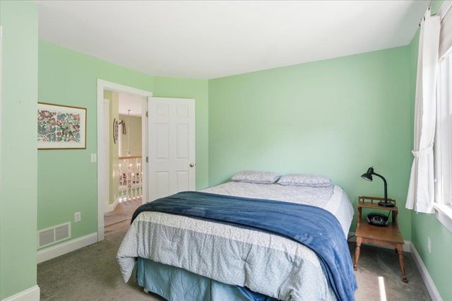 585 Hanon Drive, Williston, VT 05495