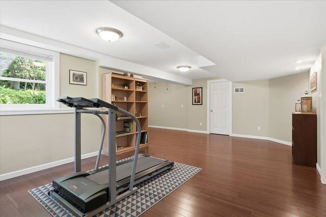 585 Hanon Drive, Williston, VT 05495
