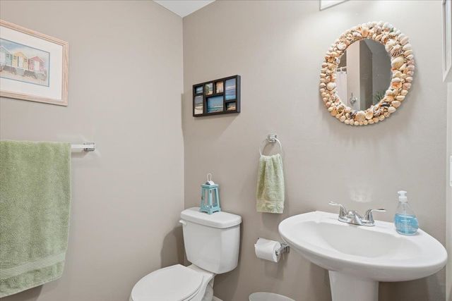 585 Hanon Drive, Williston, VT 05495