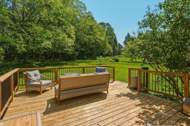 585 Hanon Drive, Williston, VT 05495