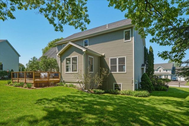585 Hanon Drive, Williston, VT 05495