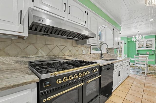 390 Virginia Hills Rd, Royston, GA 30662