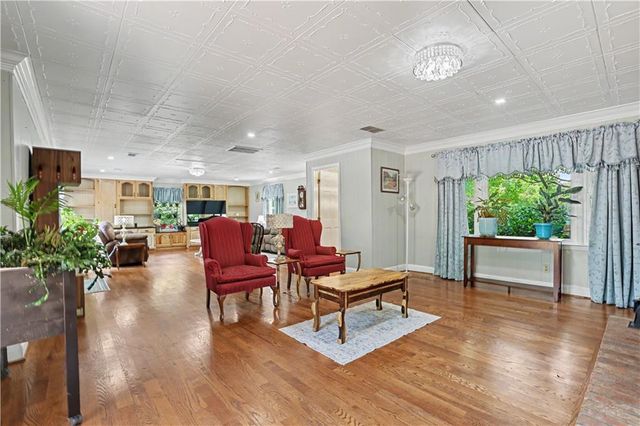 390 Virginia Hills Rd, Royston, GA 30662