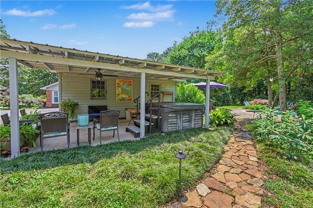 390 Virginia Hills Rd, Royston, GA 30662