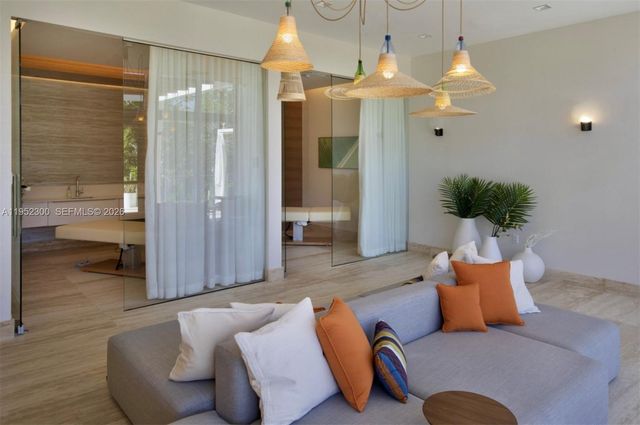 16385 Biscayne Blvd 3217, North Miami Beach, FL 33160