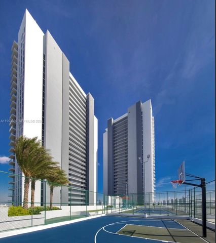 16385 Biscayne Blvd 3217, North Miami Beach, FL 33160