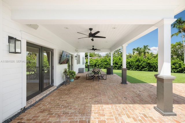 8521 SW 145th St, Palmetto Bay, FL 33158