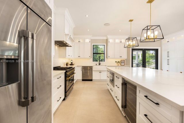 8521 SW 145th St, Palmetto Bay, FL 33158