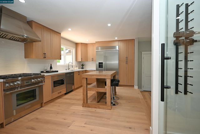 846 Savannah Cir, Walnut Creek, CA 94598