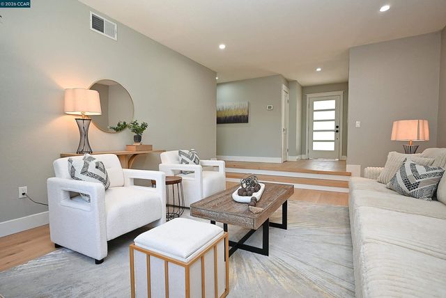 846 Savannah Cir, Walnut Creek, CA 94598