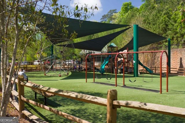 318 Sandy Springs Circle 160, Atlanta, GA 30328