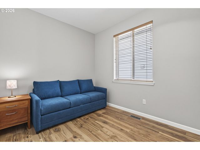 15516 Ne 39TH St, Vancouver, WA 98682