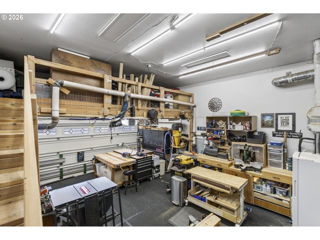 15516 Ne 39TH St, Vancouver, WA 98682