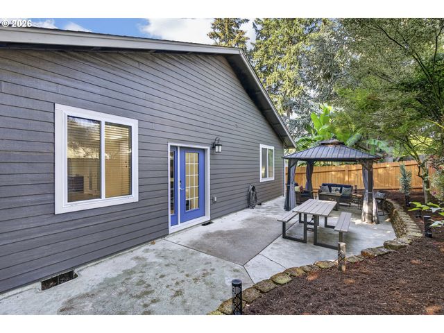 15516 Ne 39TH St, Vancouver, WA 98682