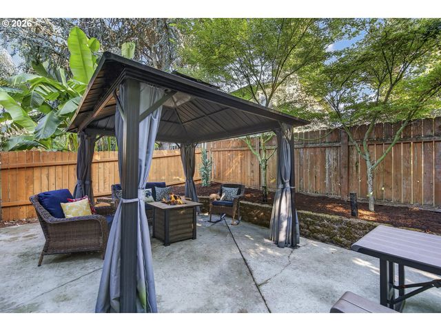15516 Ne 39TH St, Vancouver, WA 98682