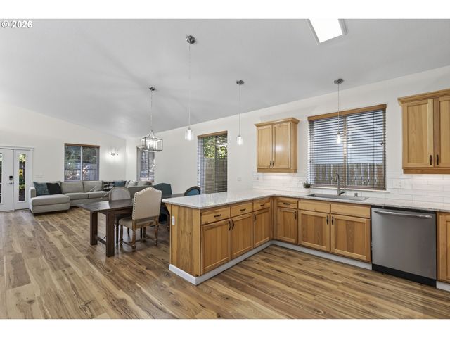 15516 Ne 39TH St, Vancouver, WA 98682