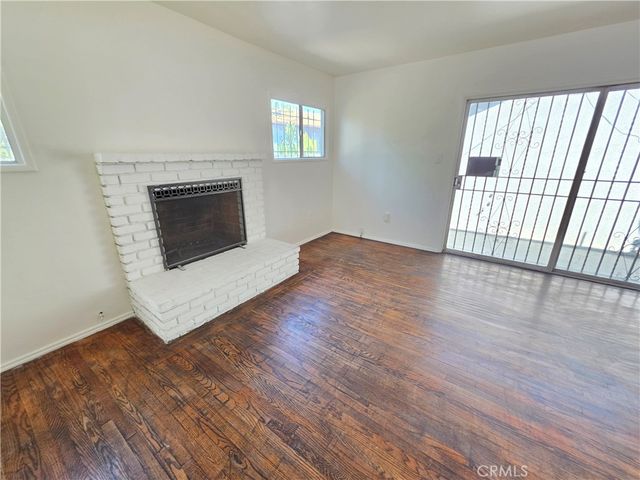 9618 Kalmia Street, Los Angeles, CA 90002