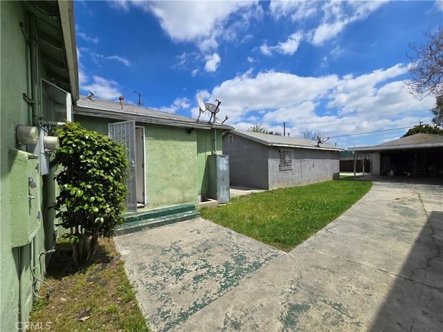 9618 Kalmia Street, Los Angeles, CA 90002