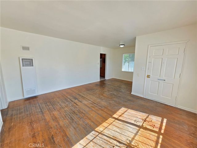 9618 Kalmia Street, Los Angeles, CA 90002