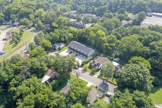 409 S 11th St, Clarksville, TN 37040