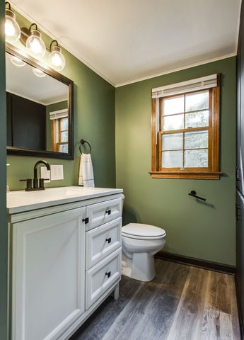 409 S 11th St, Clarksville, TN 37040