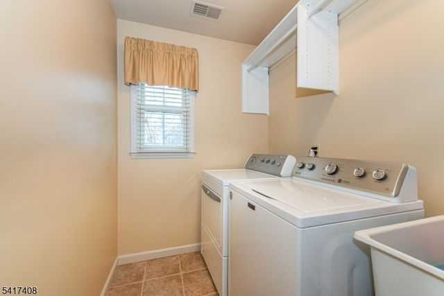 105 Ely Rd, Boonton Town, NJ 07005