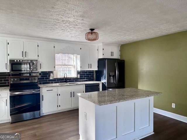 155 Dilmus Court, Baldwin, GA 30511