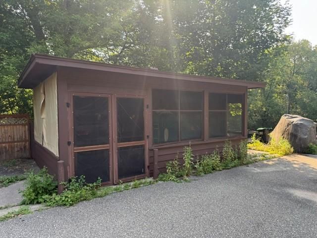 17125 Stodola, Minnetonka, MN 55345