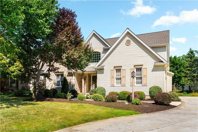 3472 Deer Trace Avenue NW, Canton, OH 44708