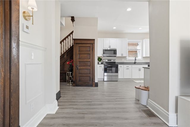 51 N Linwood Ave, Crafton, PA 15205