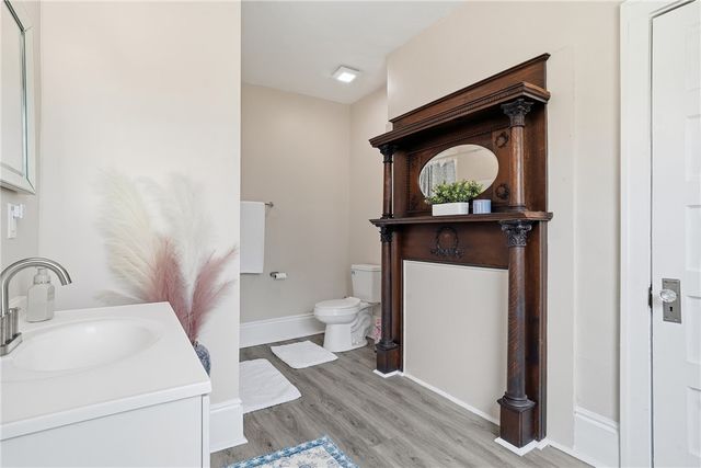 51 N Linwood Ave, Crafton, PA 15205