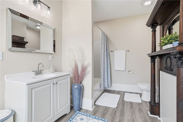 51 N Linwood Ave, Crafton, PA 15205