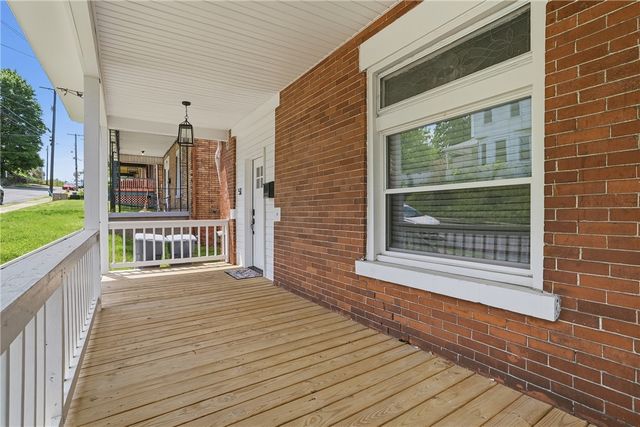 51 N Linwood Ave, Crafton, PA 15205