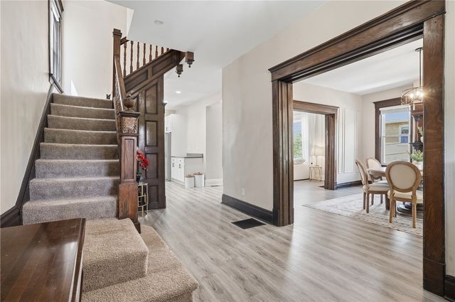 51 N Linwood Ave, Crafton, PA 15205