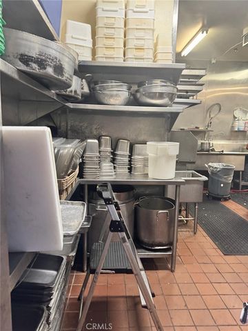 7111 Pacific Boulevard, Huntington Park, CA 90255