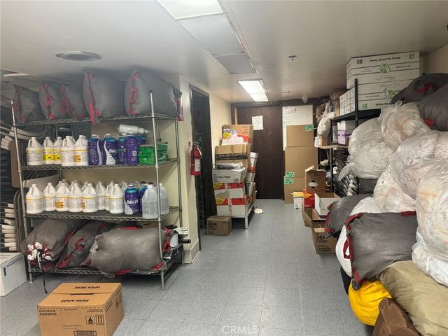 7111 Pacific Boulevard, Huntington Park, CA 90255