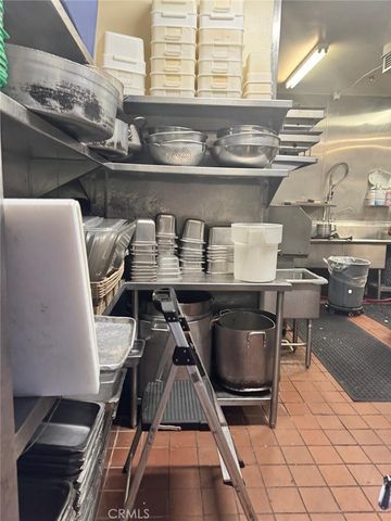 7111 Pacific Boulevard, Huntington Park, CA 90255