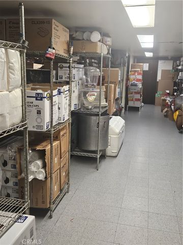7111 Pacific Boulevard, Huntington Park, CA 90255