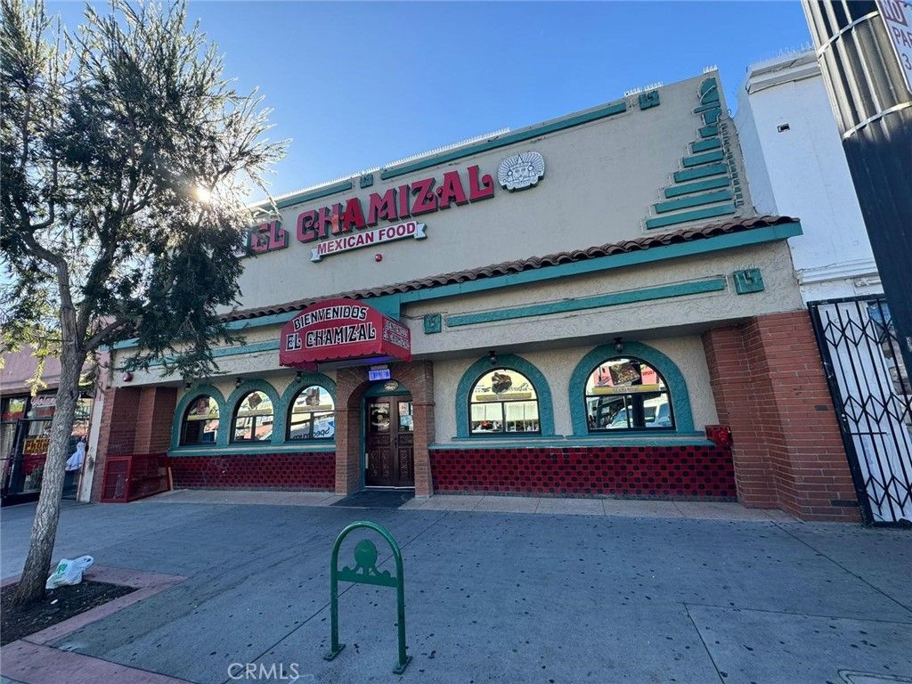 7111 Pacific Boulevard, Huntington Park, CA 90255